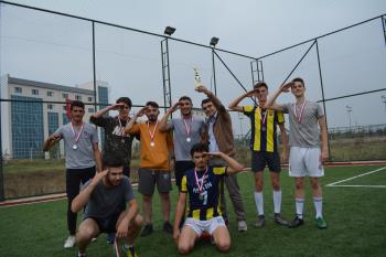 2019-2020 Eğitim-Öğretim Yılında Meslek Yüksekokulumuz'da gerçekleştirilen futbol turnuvası şampiyonu belli olmuştur.
