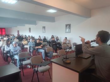 Bilgisayar Programcılığı ve Web Tasarımı Öğrencilerine Oryantasyon Programı